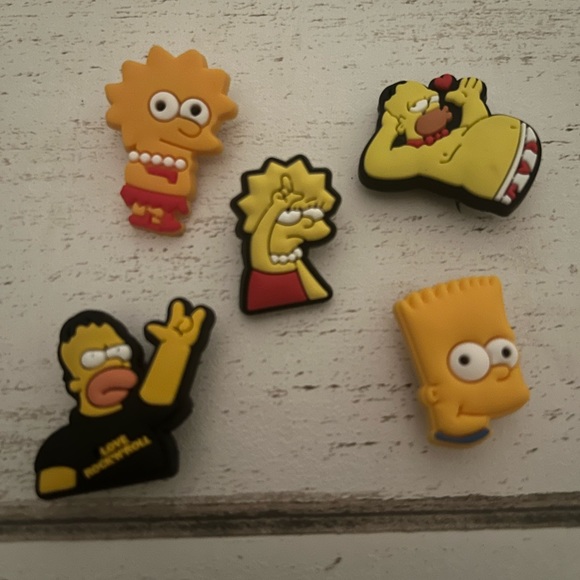 Other - 🐊 3/$15 or $8 Simpson charms set 5